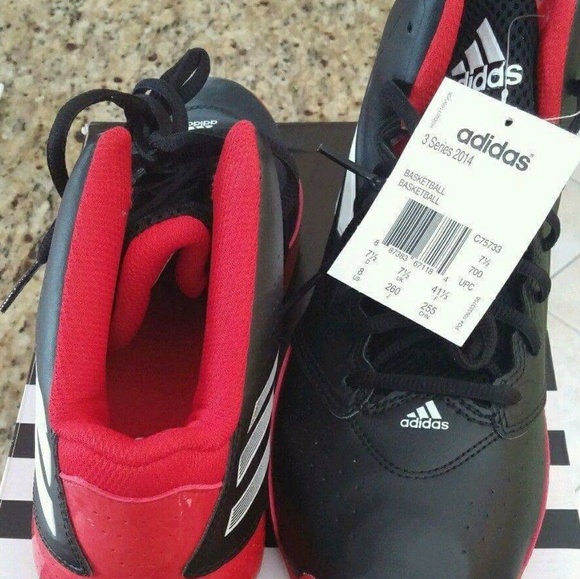 Adidas 3 series lightweight basketball shoes