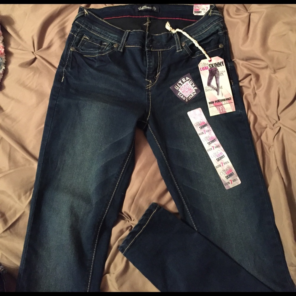 Wallflower Jeans