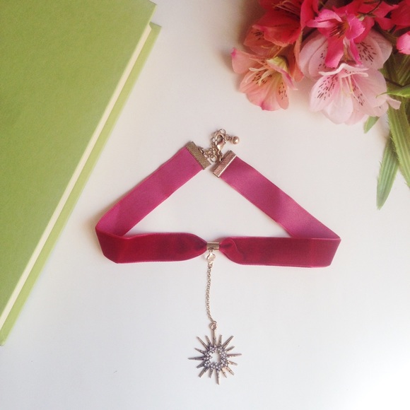 boutique Jewelry - Red ribbon choker necklace pendent