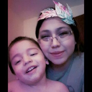 Meet your Posher, Isela