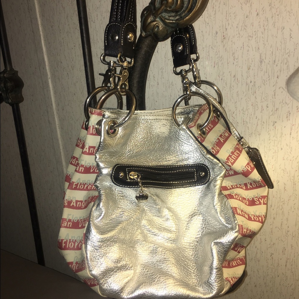 Purse - Picture 3 of 3