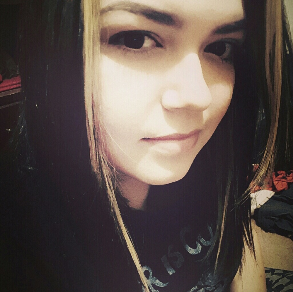 Meet your Posher, Brittany