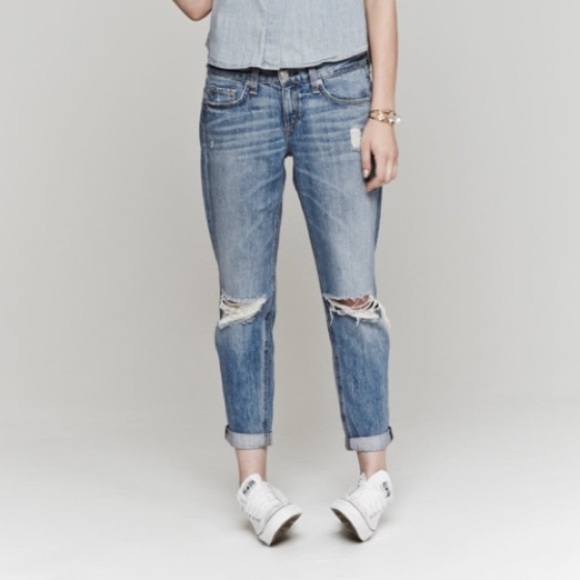 rag & bone Denim - ❗️LAST CHANCE❗️rag & bone moss w/holes boyfriend
