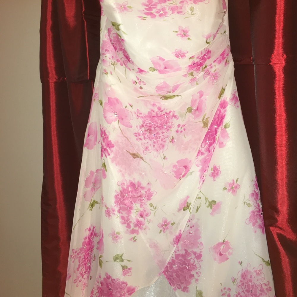 Morgan&Co. Prom Dress - Picture 2 of 4