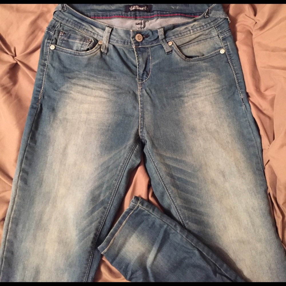 WallFlower Skinny Jeans