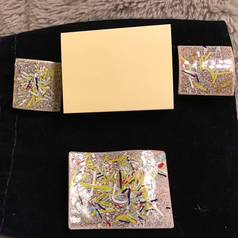 Vintage Splatter Painted  Brooch and earrings - Picture 3 of 3