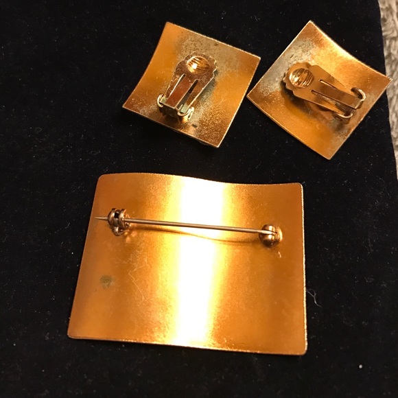 Vintage Splatter Painted  Brooch and earrings - Picture 2 of 3