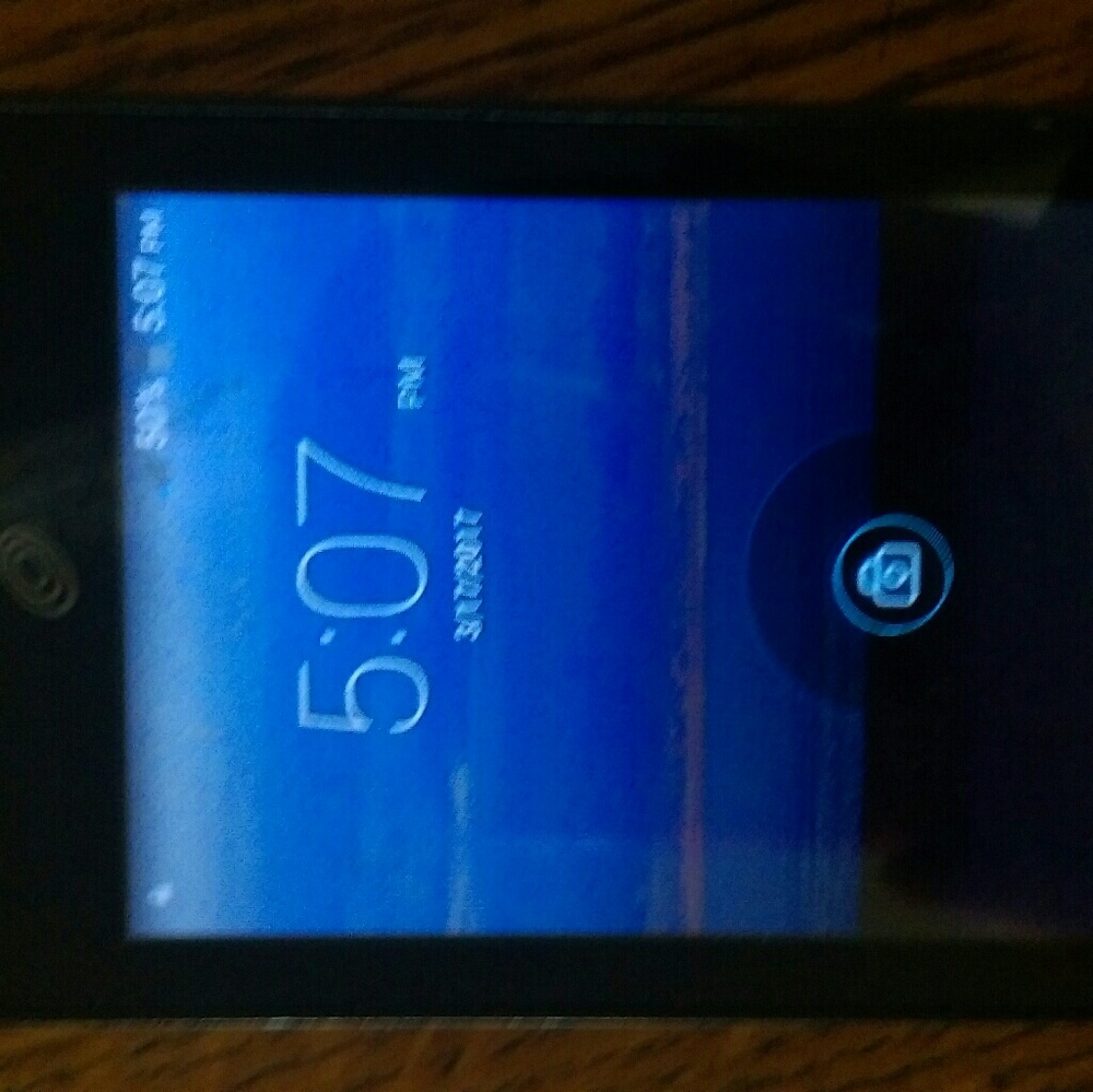 Good condition android works ,just have to put min