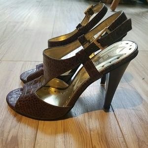 BCBG Open Toed high Heels Brown Snakeskin Patent L