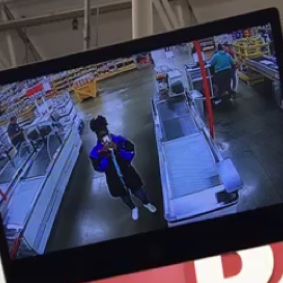 Meet your Posher, Kyla - Picture 1 of 1