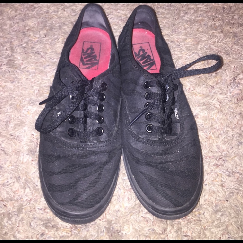 ZEBRA MATTE BLACK VANS