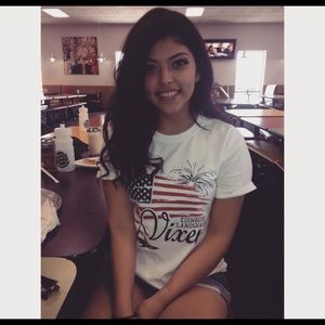 Meet your Posher, Sarai