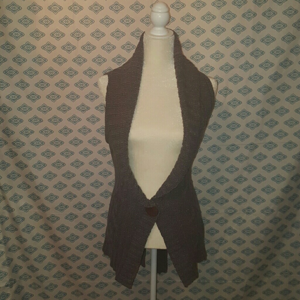 BCBG cardigan