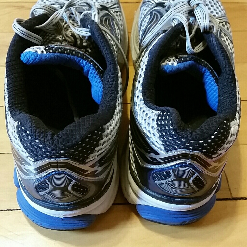 Saucony Men's Athletic Running Shoes Size 12 - Picture 4 of 6
