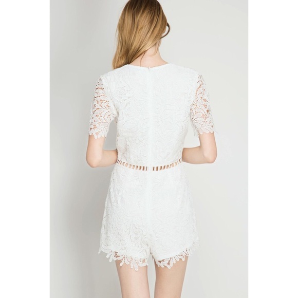 New Arrival- Off White Crochet Lace Romper - Picture 2 of 3