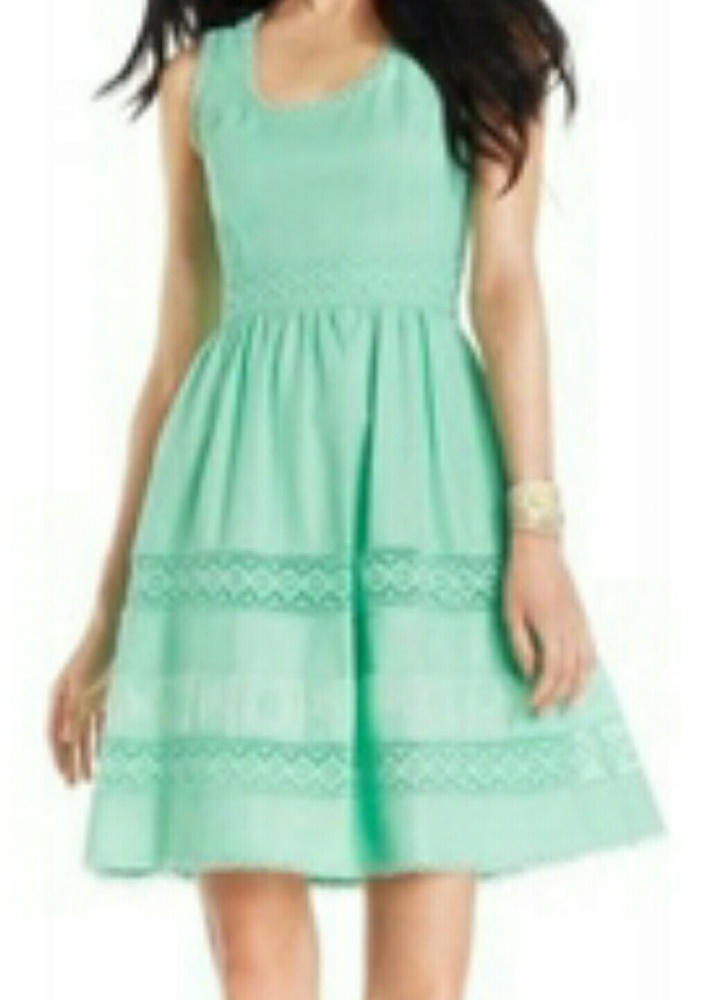 Jessica Simpson Green Sheath Dress