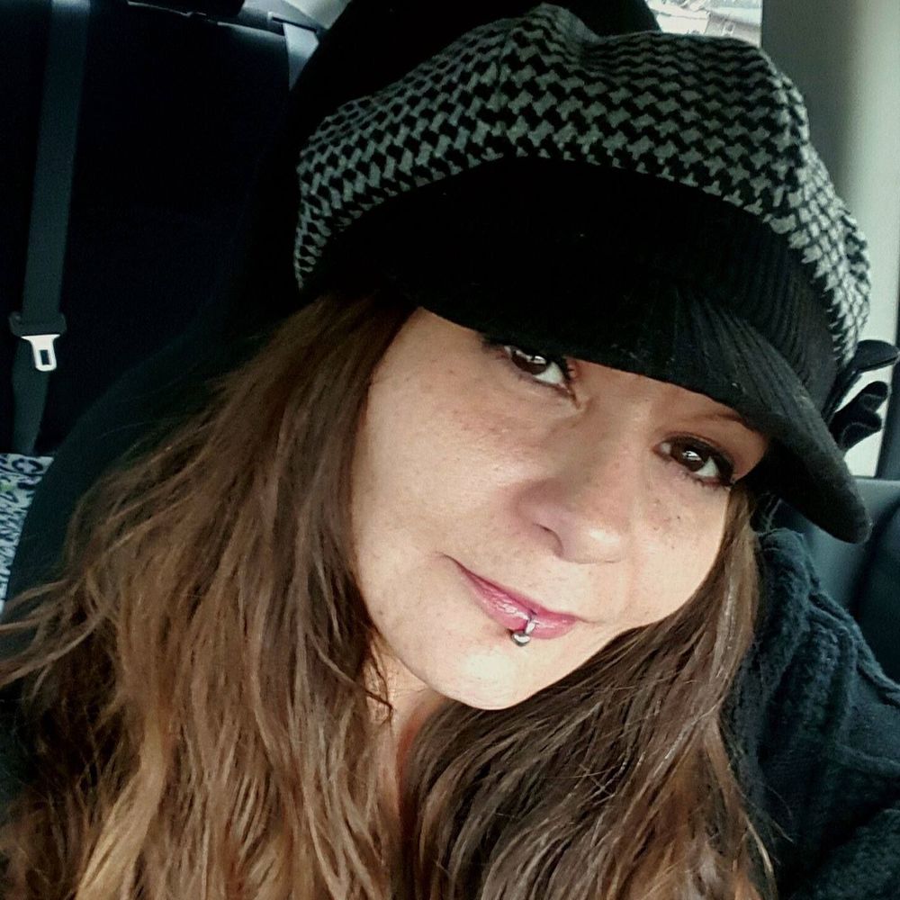 Meet your Posher, Courtney