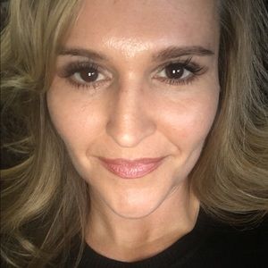 Meet your Posher, Keri