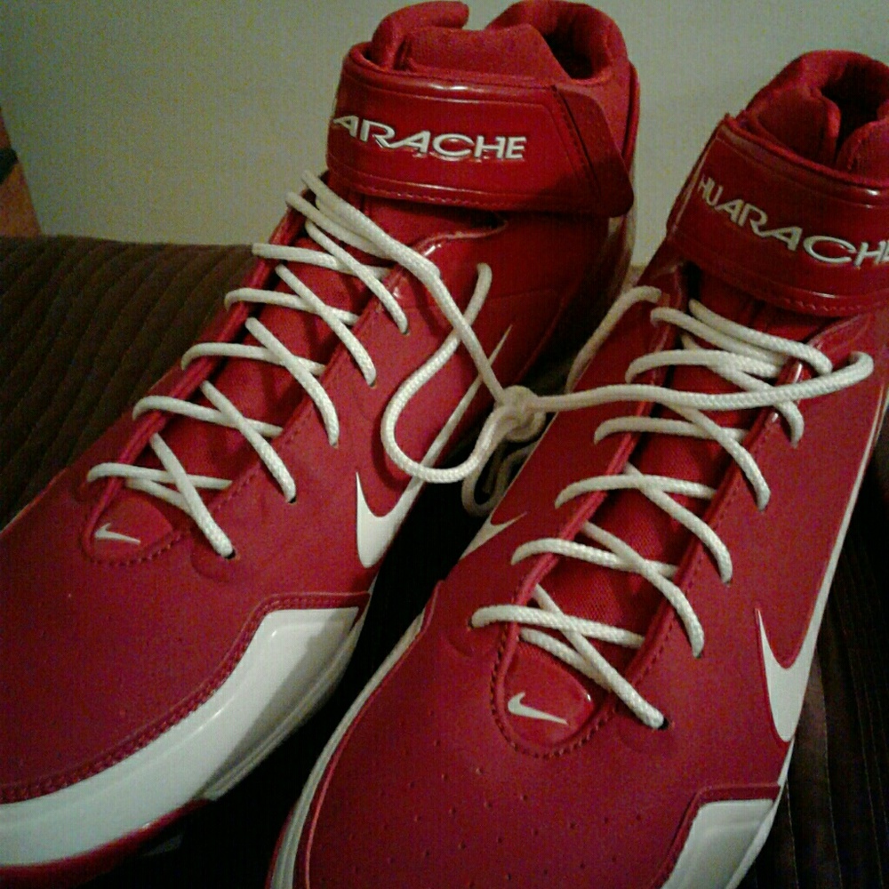 Nike Huarache cleats (red and white) - pair