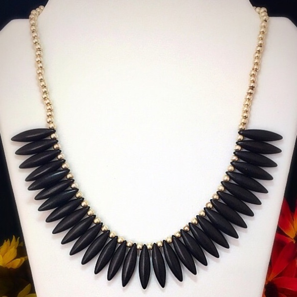 Black Howlite Goldtone Necklace (18 inch)
