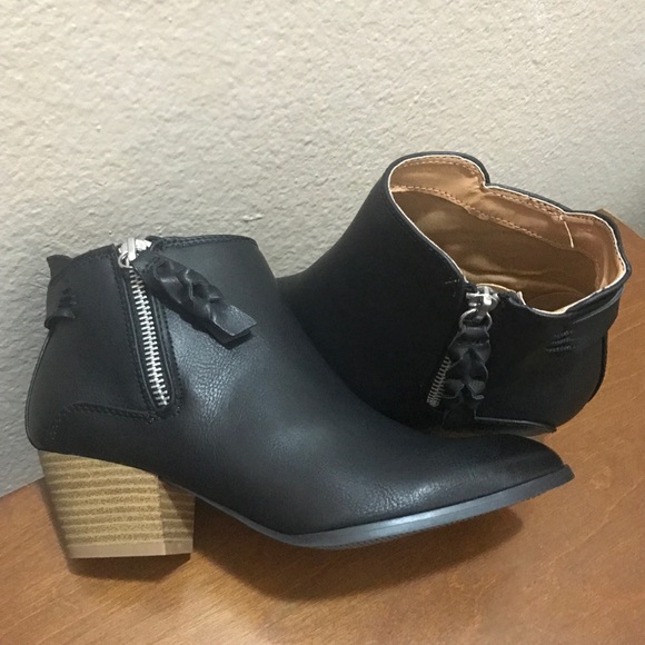 Bootie - Picture 5 of 8