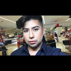 Meet your Posher, Victor