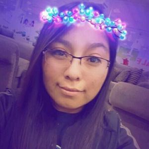 Meet your Posher, Michaela