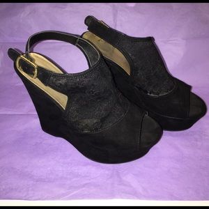 Guess wedge open toe sling back platforms size 8.5