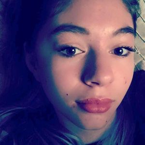 Meet your Posher, Tabitha