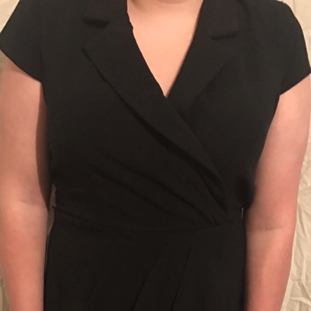 Black wrap style slimming work office dress