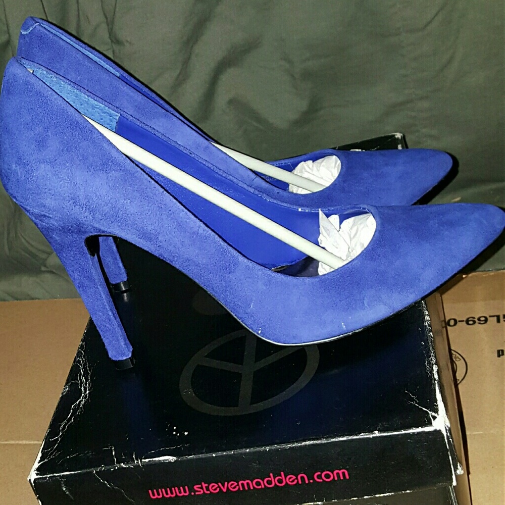 New blue suede Steve Madden heels sz 8.5