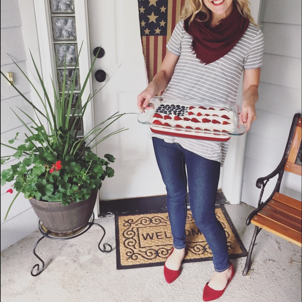 Sued pointed toe red flats