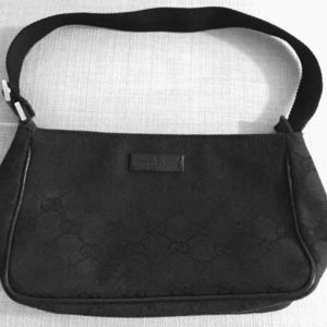 💯Authentic GUCCI Black Logo Small Bag