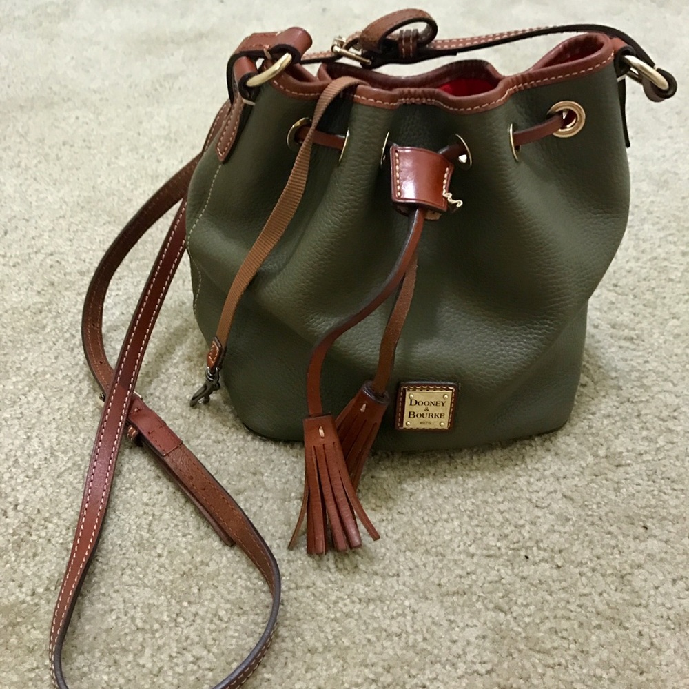 Dooney &Bourke Cross body genuine leather