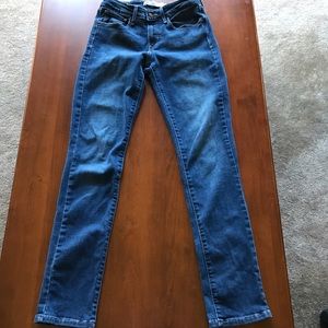 Levi's jean women's mid rise skinny size 2