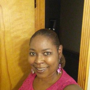 Meet your Posher, Laverne