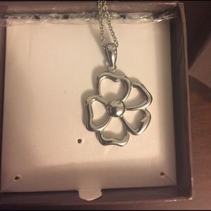 Stainless Steel Flower necklace