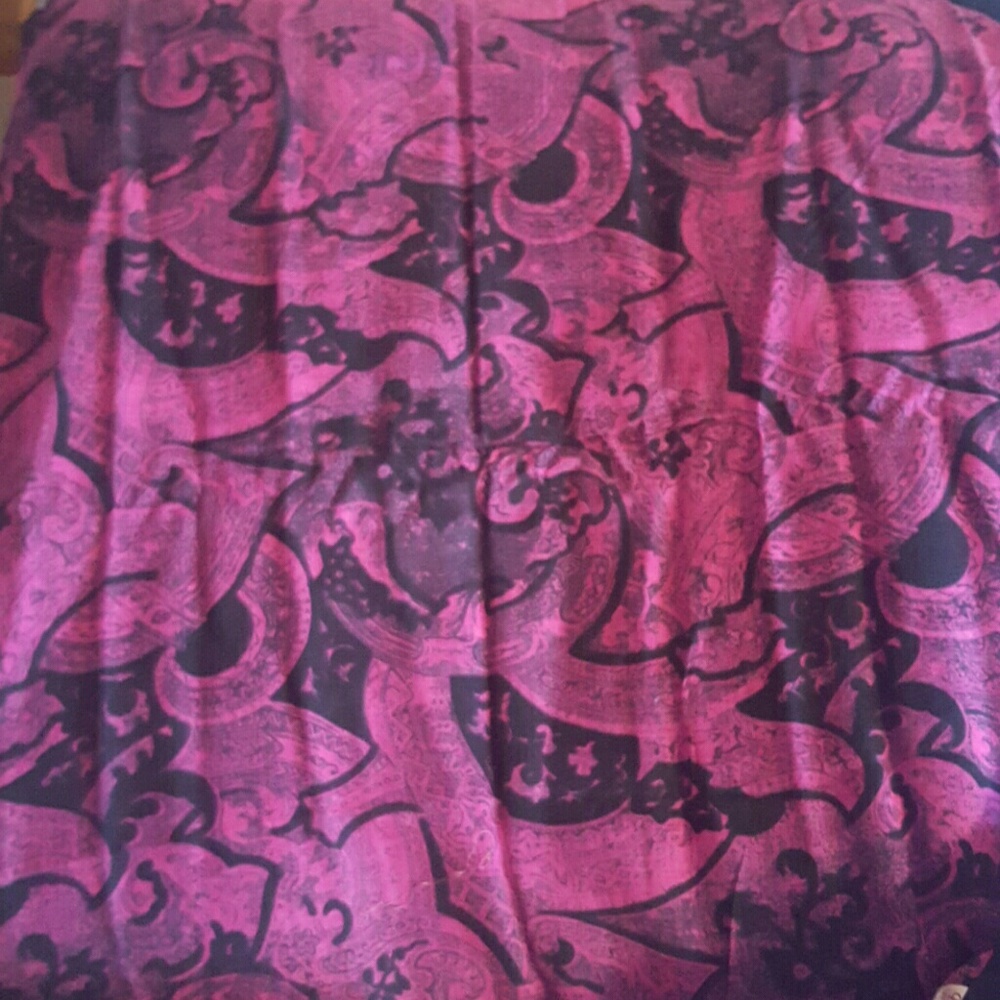 Gentry 31" Square acrylic scarves - Set of 4 - Picture 3 of 6