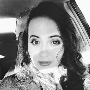 Meet your Posher, Isabel