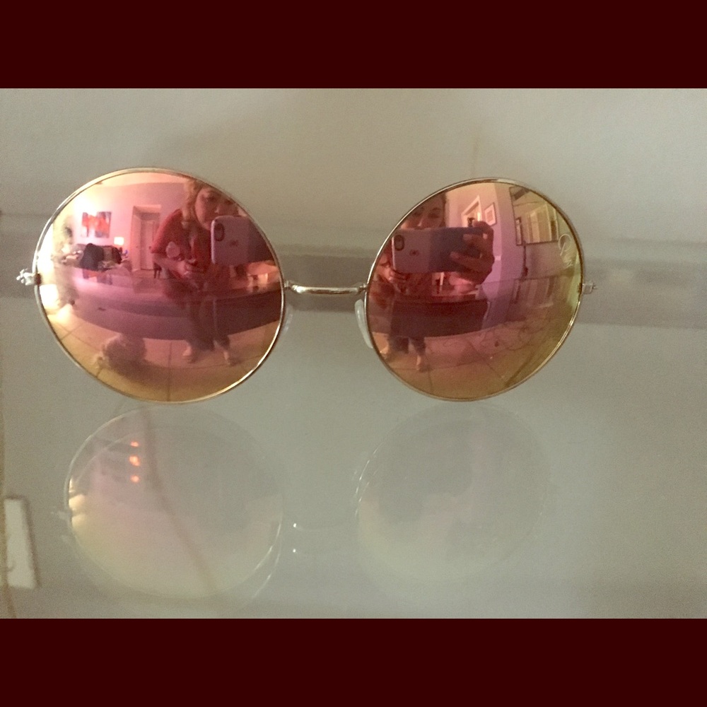 Quay sunglasses- brand new