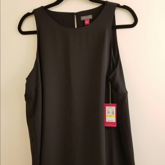 Sleeveless Blouse - Picture 2 of 3