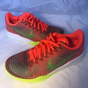 I cannot use my orthotics in them sole to thick