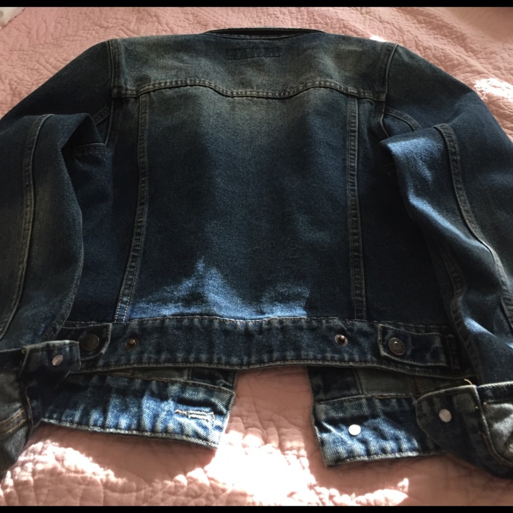 Jean jacket - Picture 2 of 3