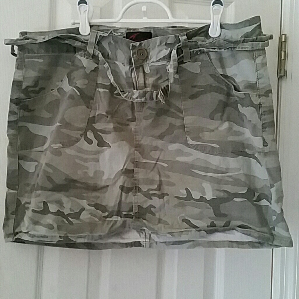 Torrid camo mini skirt double wrap belt