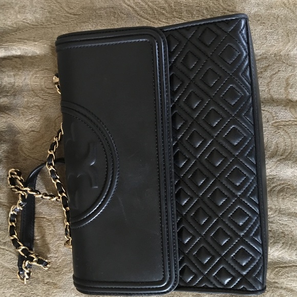 AUTHENTIC TORY BURCH FLEMING SHOULDER BAG