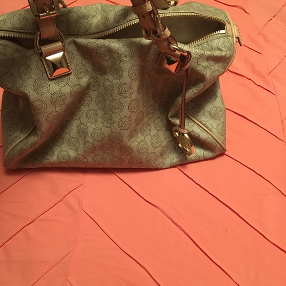 AUTHENTIC MK purse - Picture 1 of 7