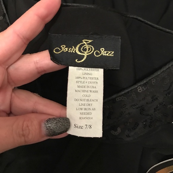 Short dress - Picture 3 of 3