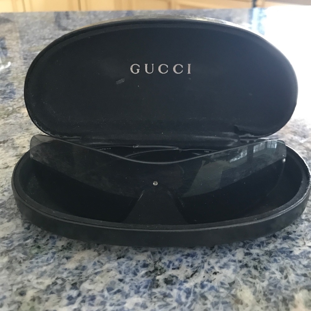 GUCCI black sunglasses! GREAT condition!