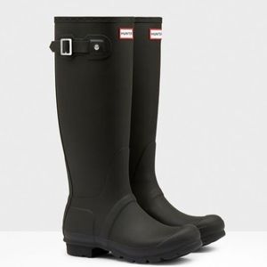 Black Matte Hunter Boots