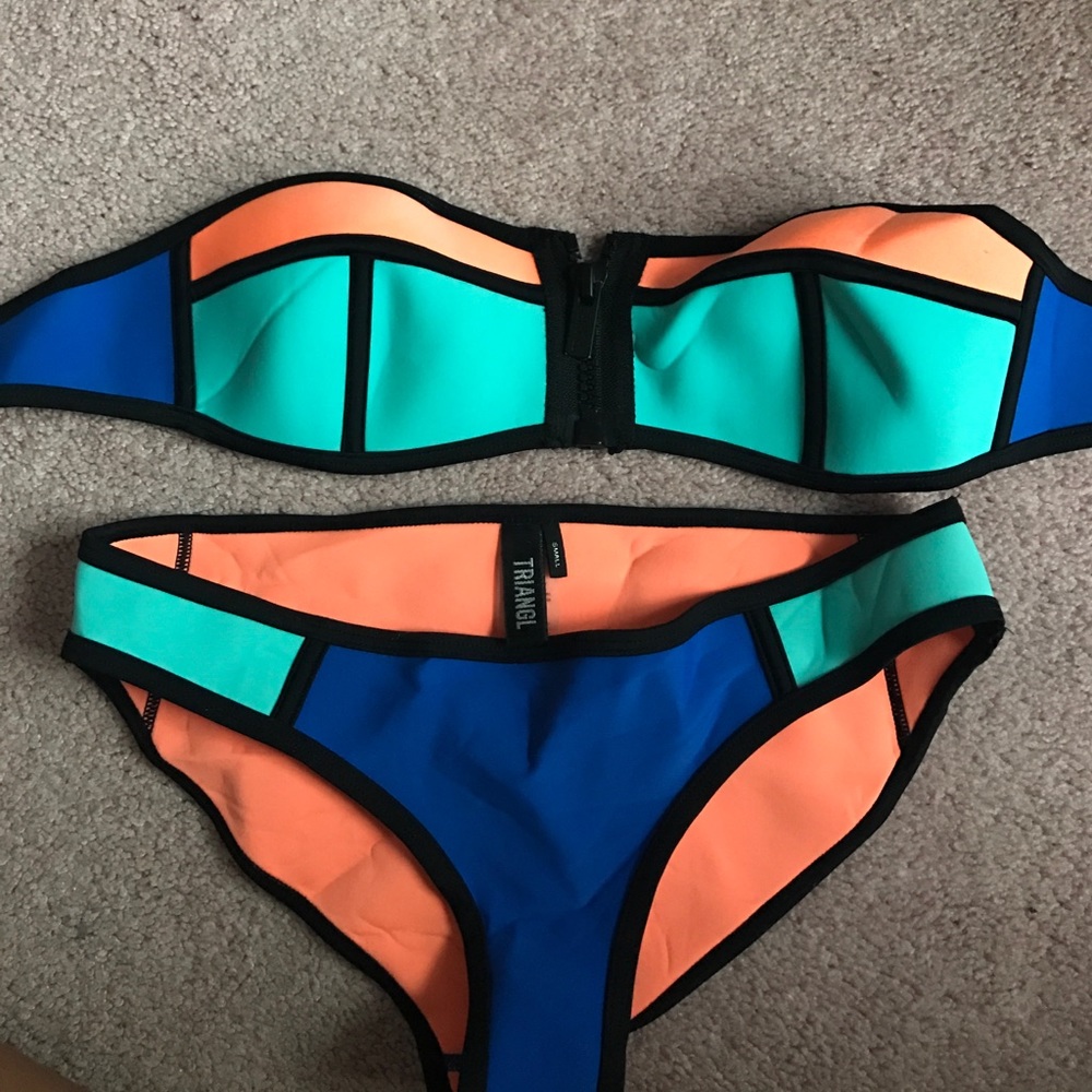 Triangl strapless bikini